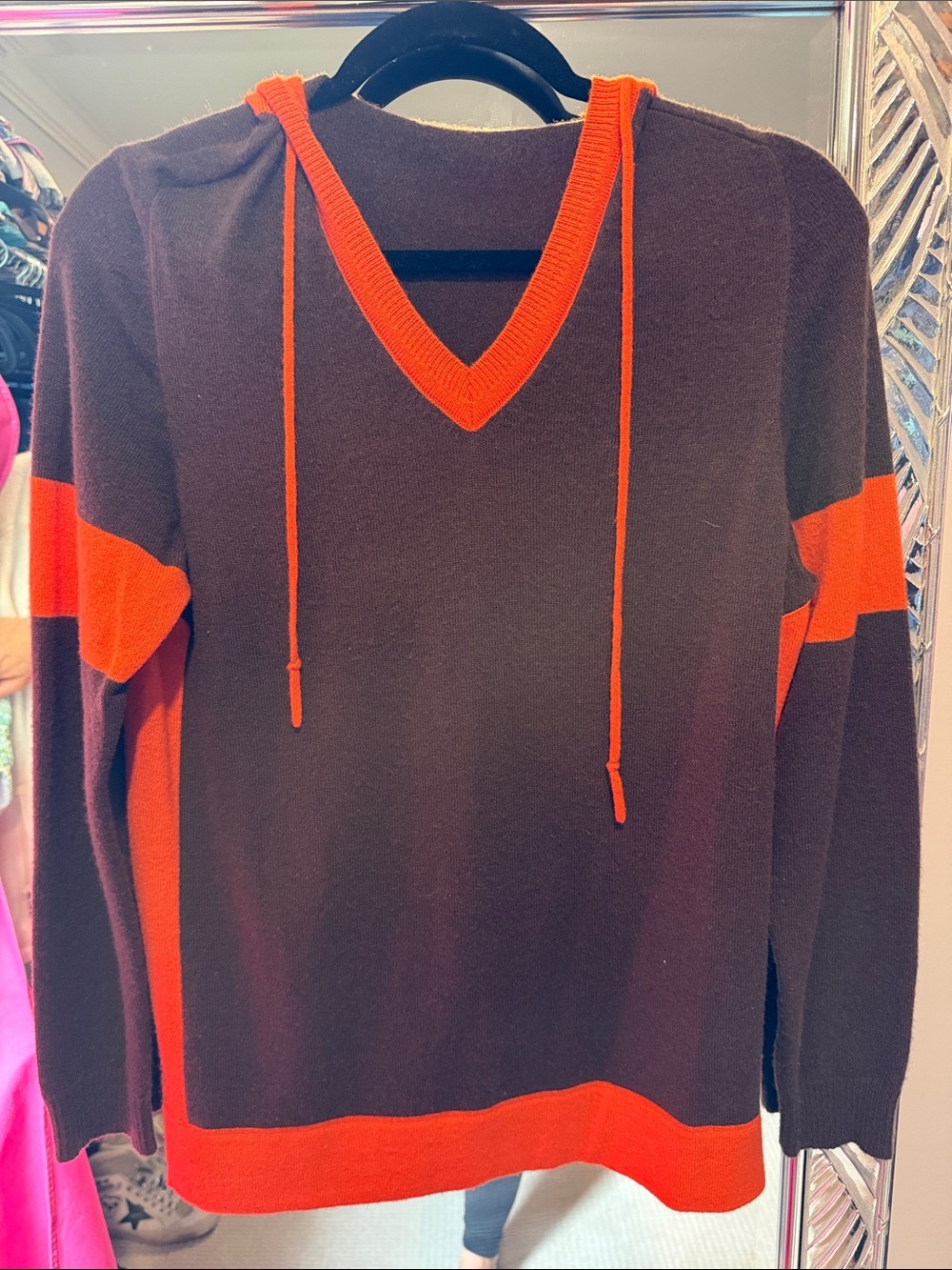 V-Neck Contrast Trim Sweater in Brown & Orange